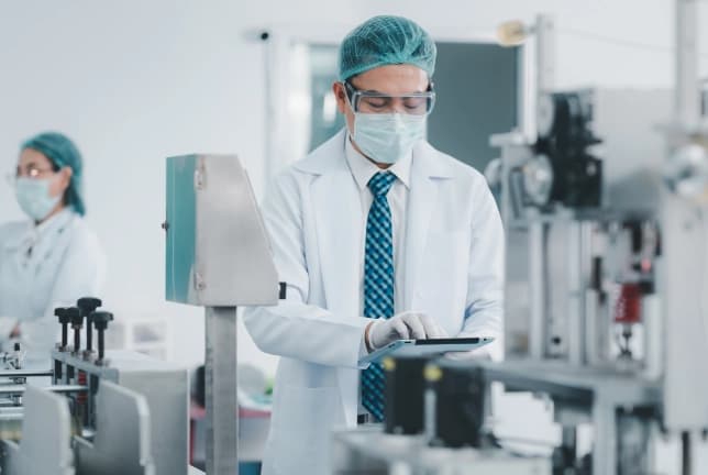 Clinical Trial & Patient Outcome Tracking